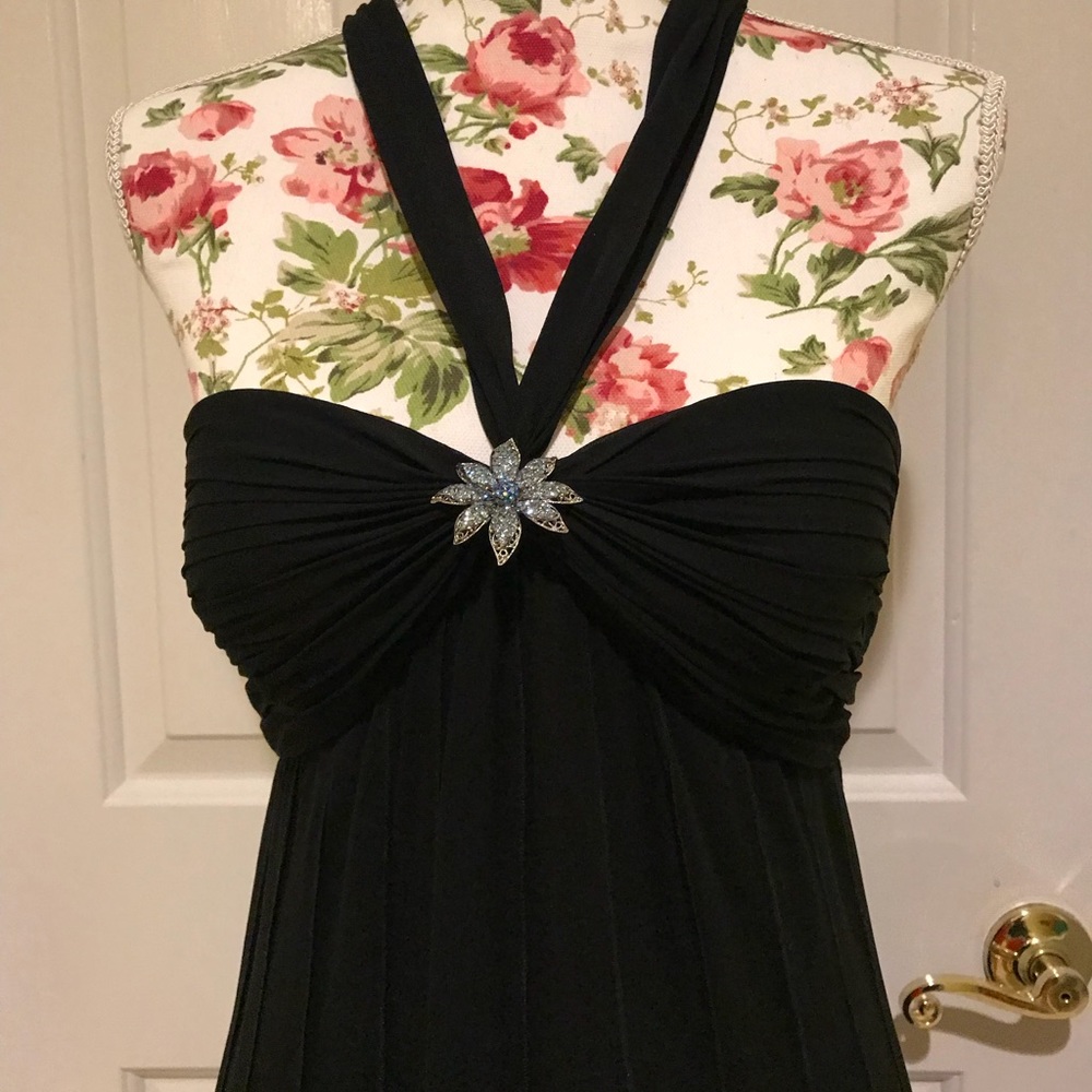 Fine Feathers black silk goddess gown size 4 - Picture 8 of 9